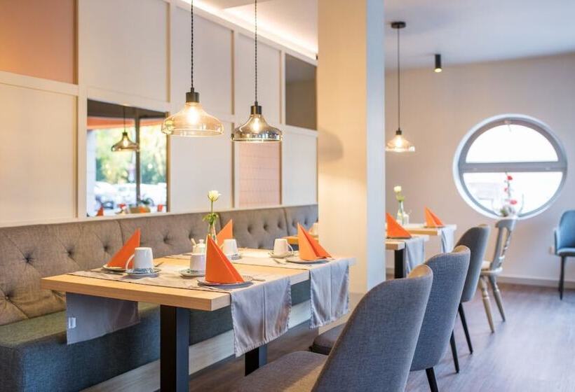 مبيت وإفطار Statthotel Weimar