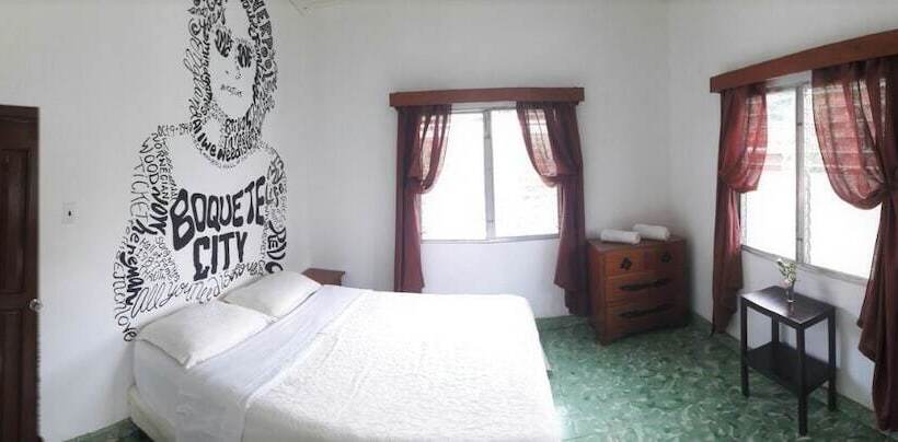 Hostal Garden By Refugio Del Rio   Hostel