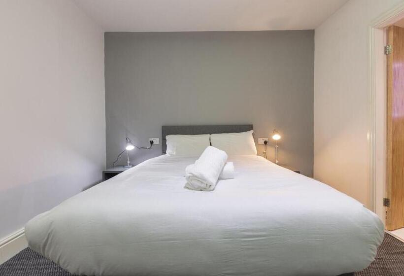 Mojitos Group Hotel Blackpool