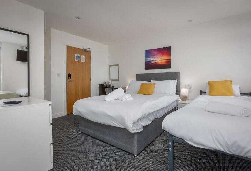 Mojitos Group Hotel Blackpool