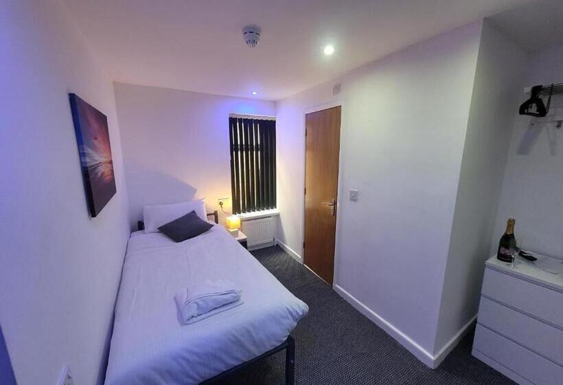 Mojitos Group Hotel Blackpool