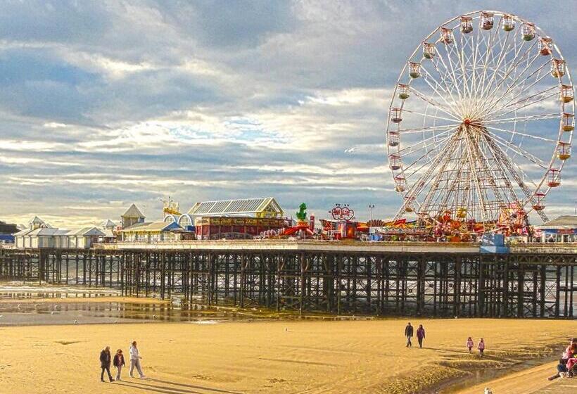 Mojitos Group Hotel Blackpool