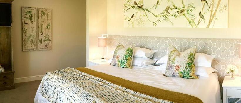 בית מלון כפרי Bosch Hoek Golf & Lodge