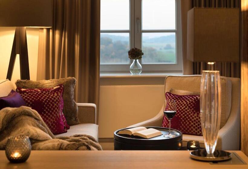 ホテル Brunnenhaus Schloss Landau