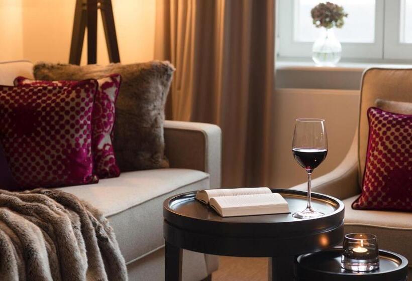 ホテル Brunnenhaus Schloss Landau