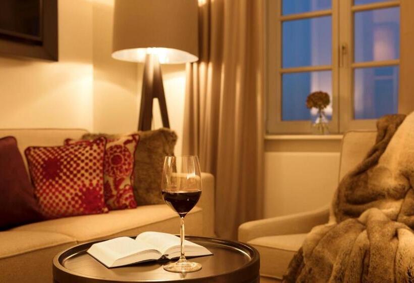 酒店 Brunnenhaus Schloss Landau