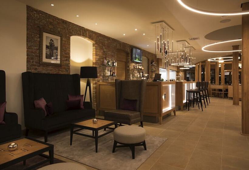 ホテル Brunnenhaus Schloss Landau