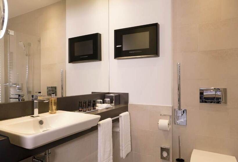 فندق Brunnenhaus Schloss Landau