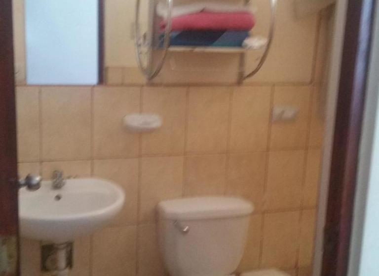 هتل El Canadiense