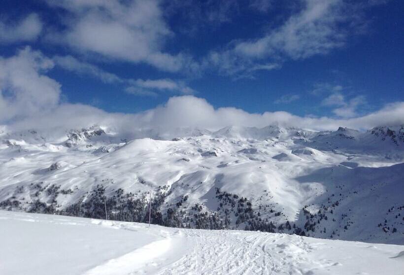 בית מלון כפרי Hôtel Weisshorn Sur St Luc 2337m