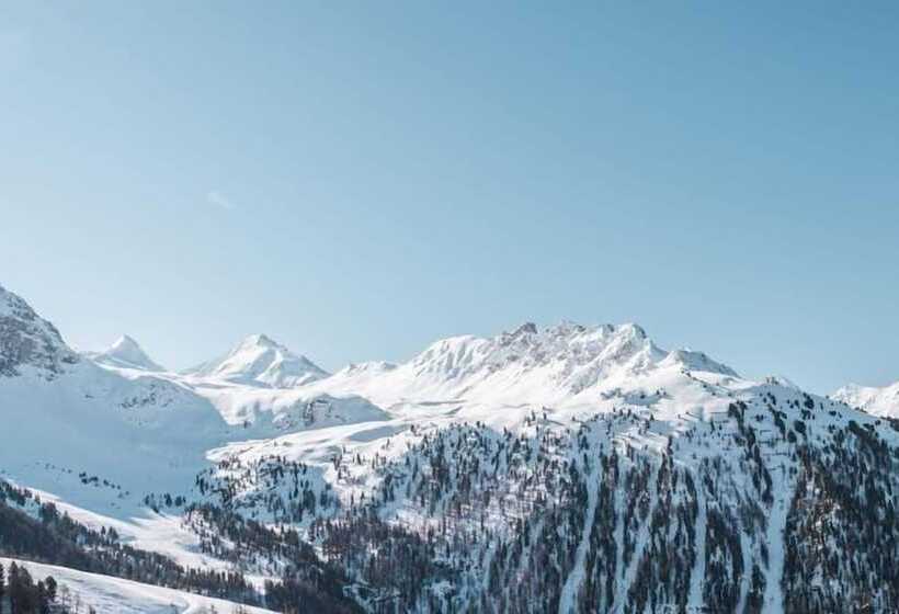 בית מלון כפרי Hôtel Weisshorn Sur St Luc 2337m