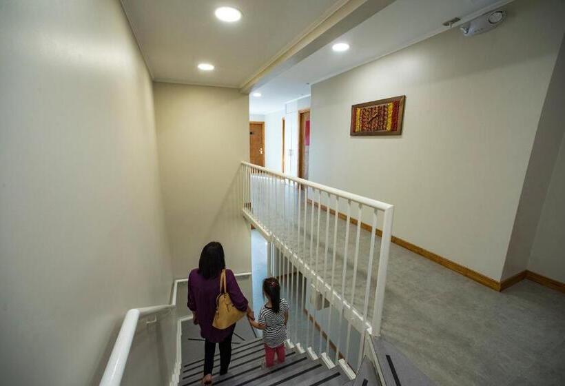 בית מלון כפרי Insigne