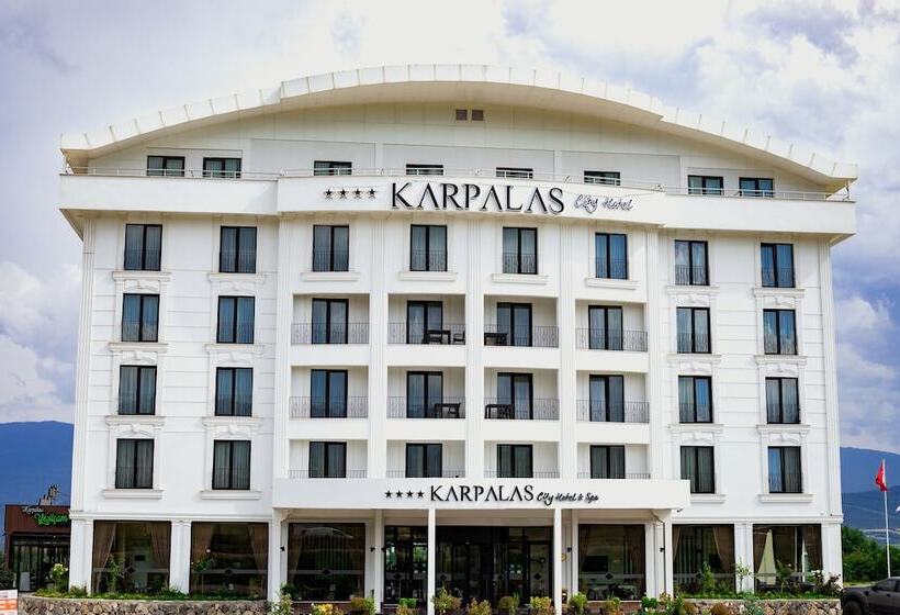 Karpalas City Hotel & Spa