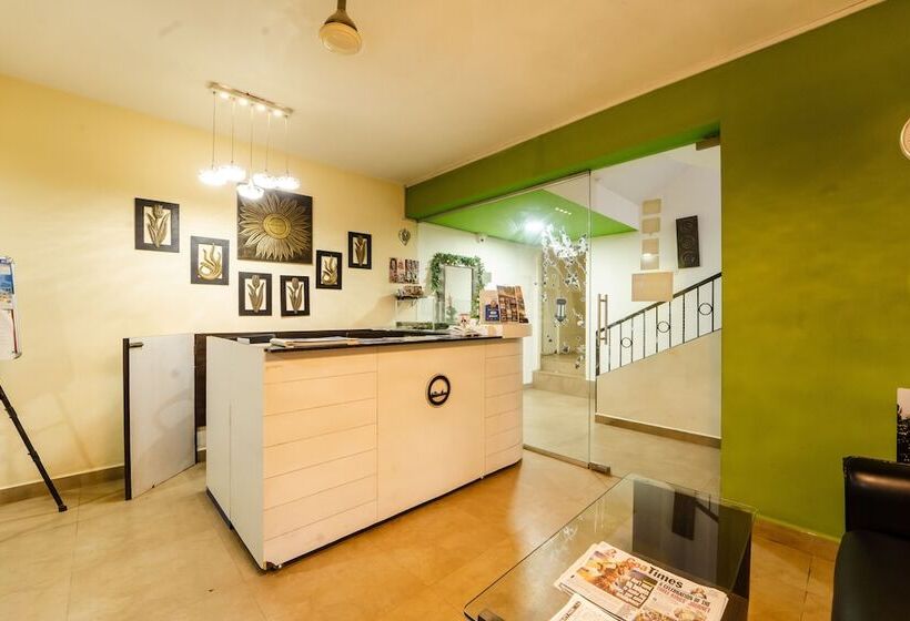 ホテル Kay S Riverview Resort