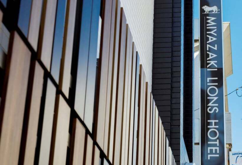 בית מלון כפרי Miyazaki Lions