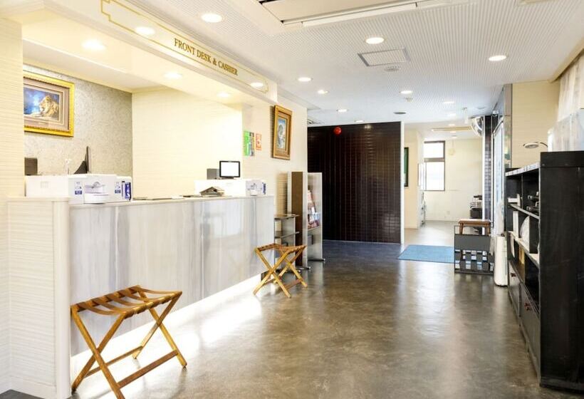 בית מלון כפרי Miyazaki Lions