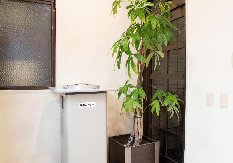 בית מלון כפרי Miyazaki Lions