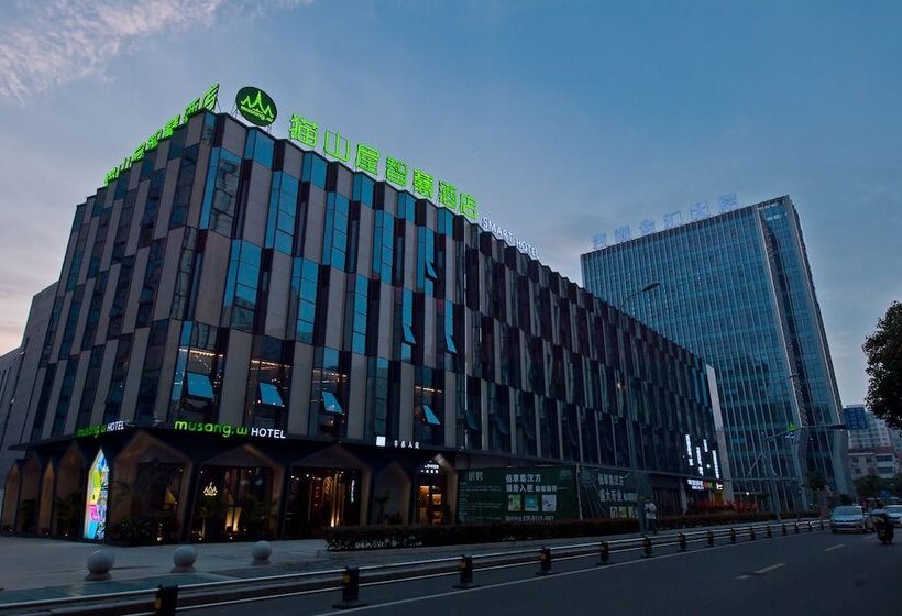 בית מלון כפרי Musang.w Smart