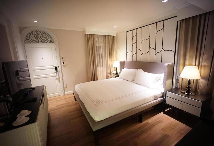 酒店 Nirvanan House