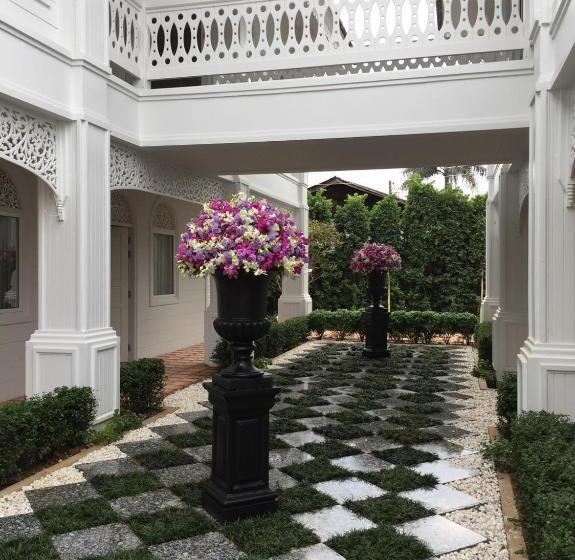 酒店 Nirvanan House