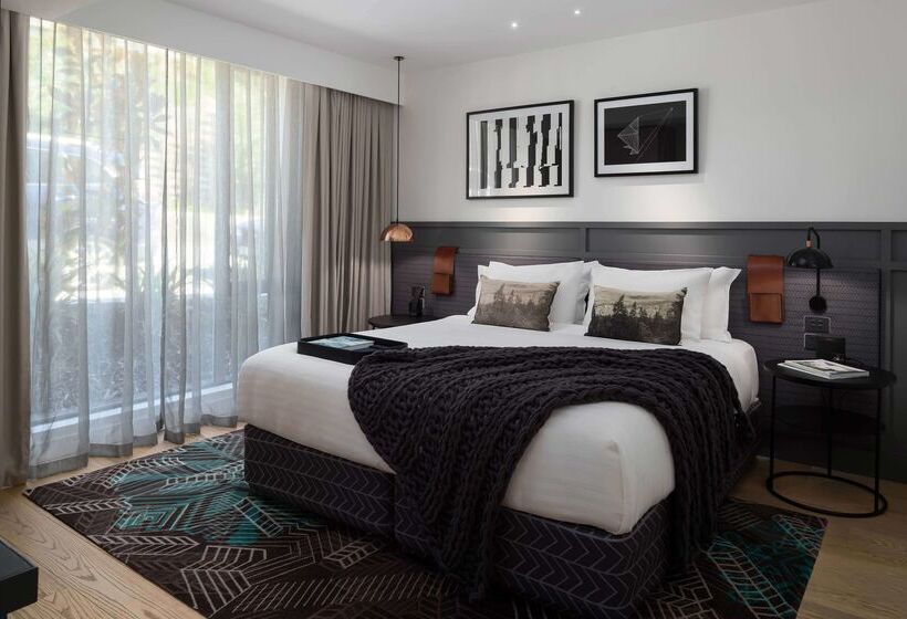 هتل Qt Queenstown