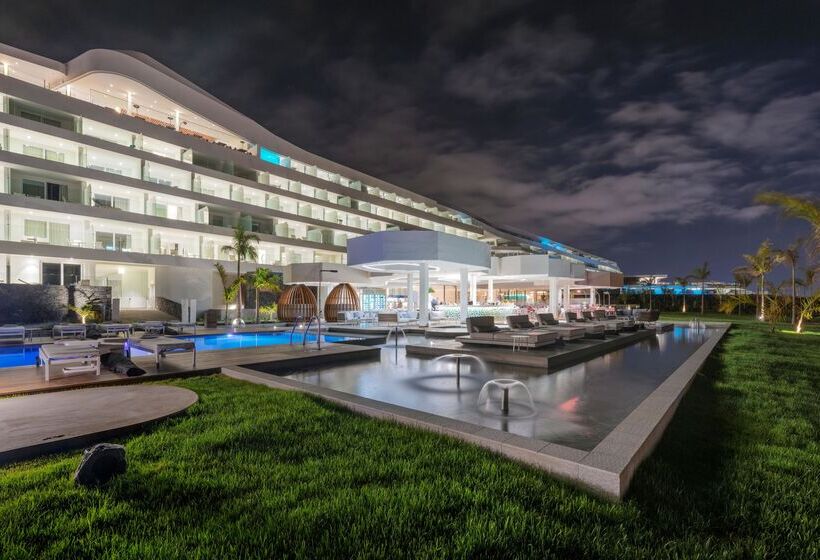 ホテル Royal Hideaway Corales Beach   Adults Only