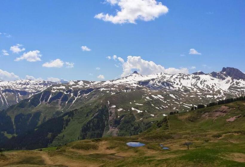 ホテル Tannenboden