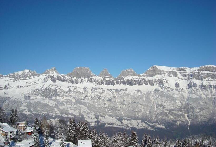 ホテル Tannenboden