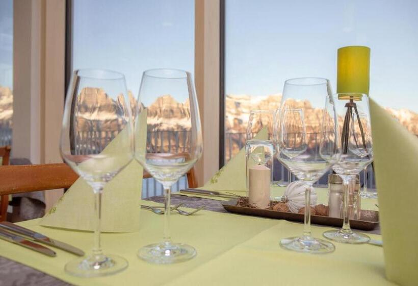 ホテル Tannenboden