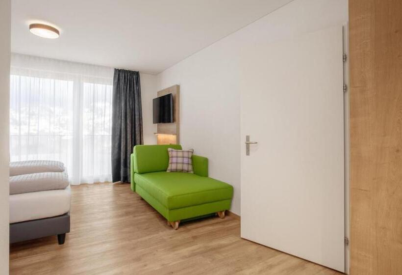 ホテル Tannenboden