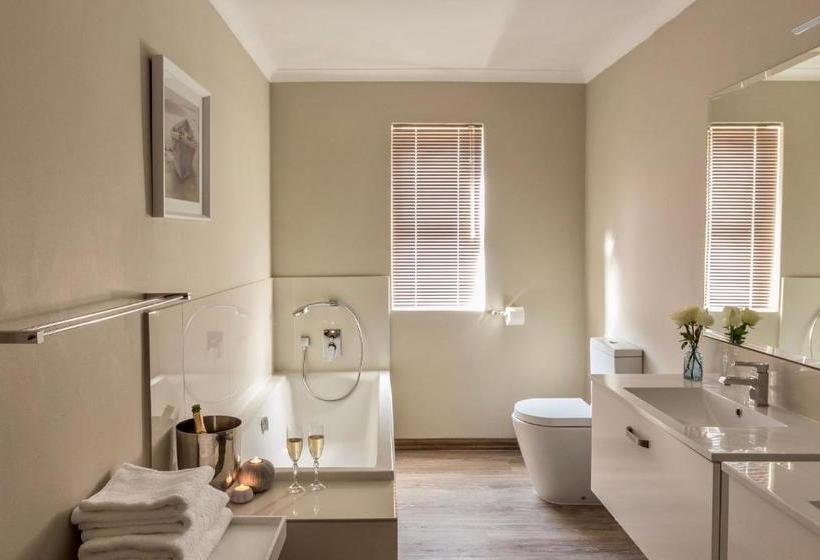 مبيت وإفطار Protea Point