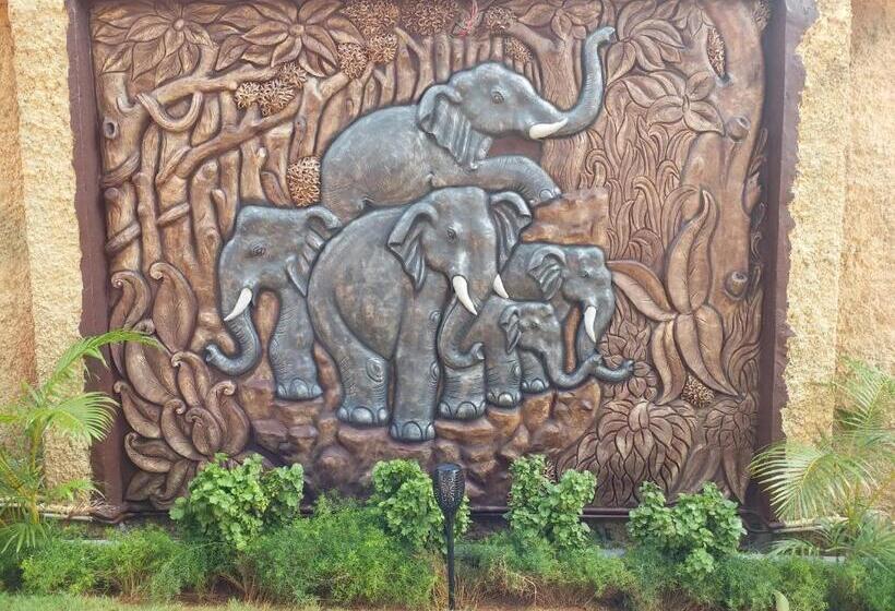 Mount Retreat Resorts   Madurai