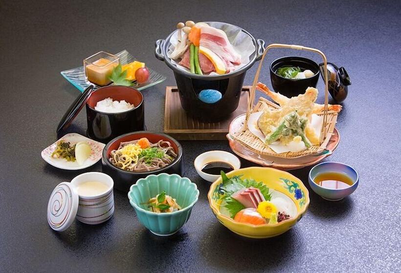 료칸 Lakeside Hot Spring Hotel Kunibiki