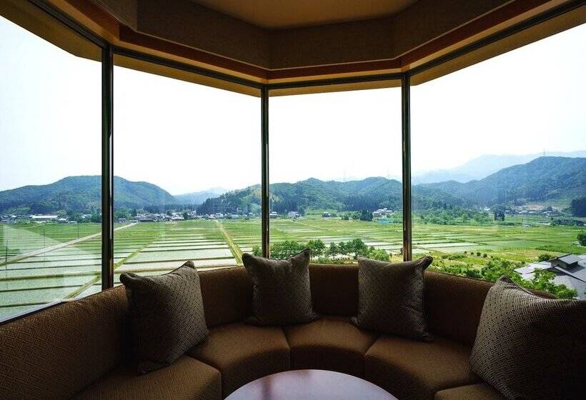 ريوكان Shiratama No Yu Kahou Bettei Koshinosato