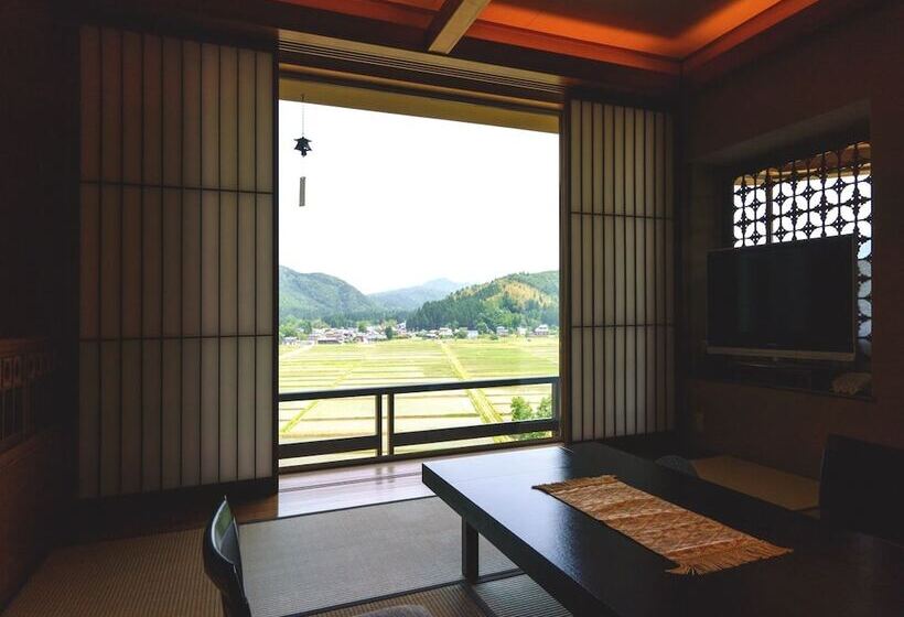 ريوكان Shiratama No Yu Kahou Bettei Koshinosato