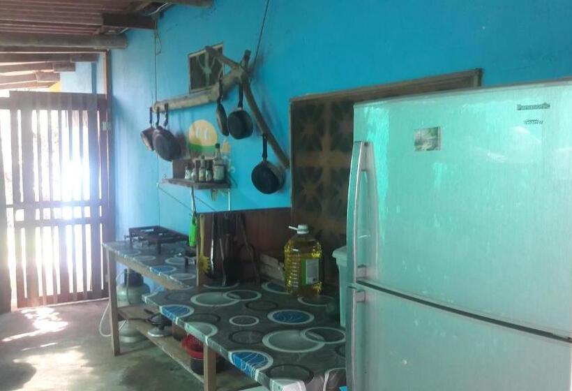 Общежитие Johnny Fiestas