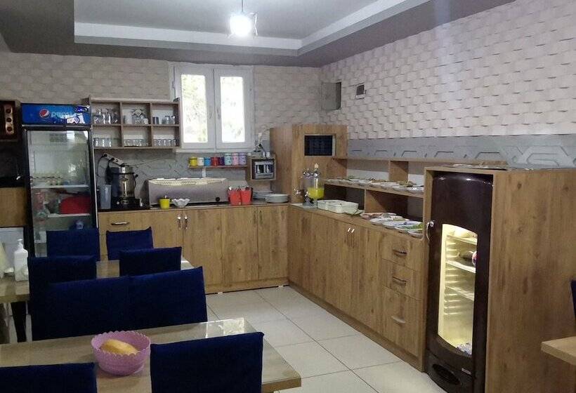 Bed and Breakfast Asus Palmiye Otel