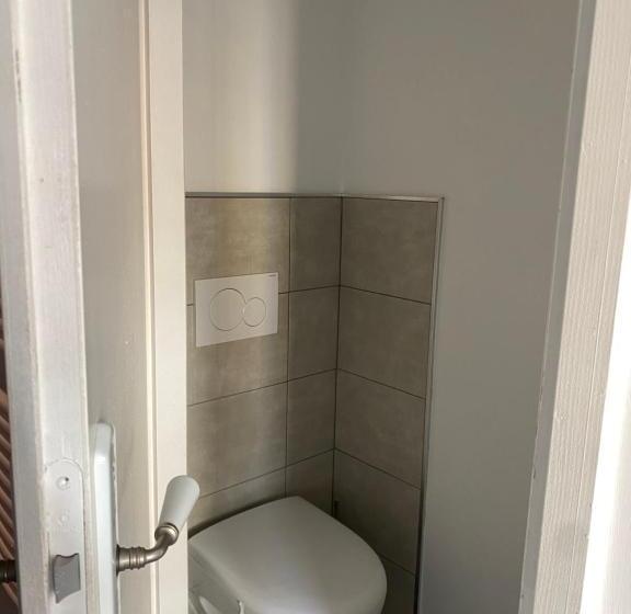 住宿加早餐  Chambres D Hôtes Au Coin Du Spa