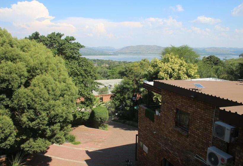 ベッドアンドブレックファースト Belle Vue Guesthouse