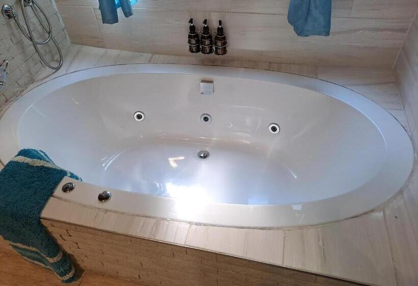 ベッドアンドブレックファースト Belle Vue Guesthouse