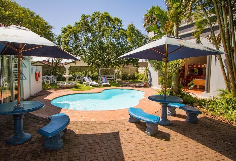 住宿加早餐 Blue Marlin Guest House