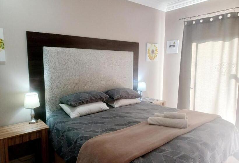 ベッドアンドブレックファースト Casa Cara Guest House