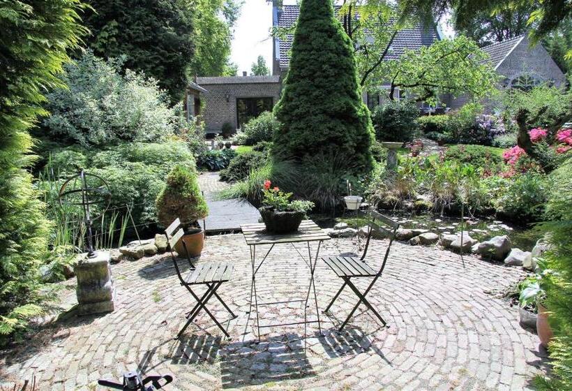 ベッドアンドブレックファースト De Oude Pastorie