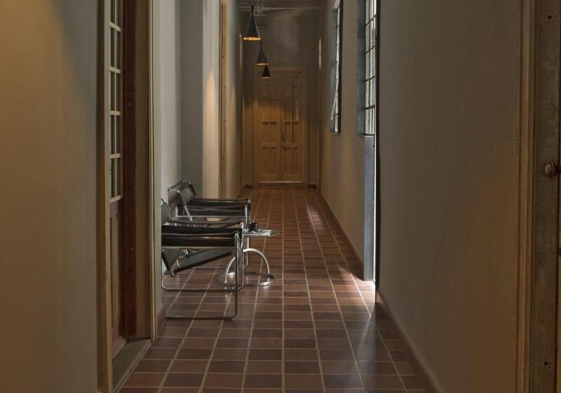 تختخواب و صبحانه Don Jacinto Stay&sip