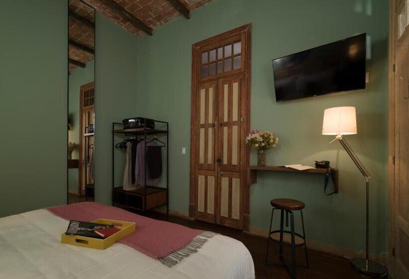 تختخواب و صبحانه Don Jacinto Stay&sip