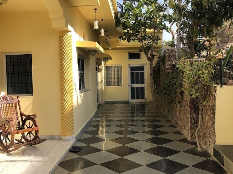 تختخواب و صبحانه Jai Villa Home Stay