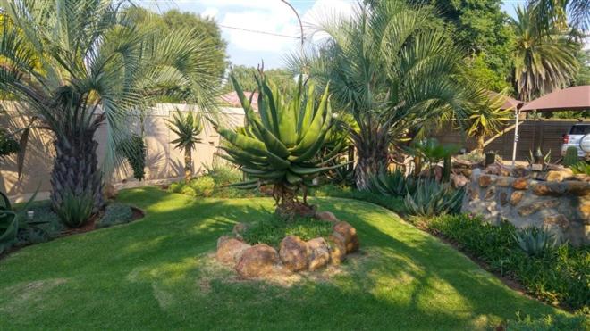 住宿加早餐  Nkwasi Lodge