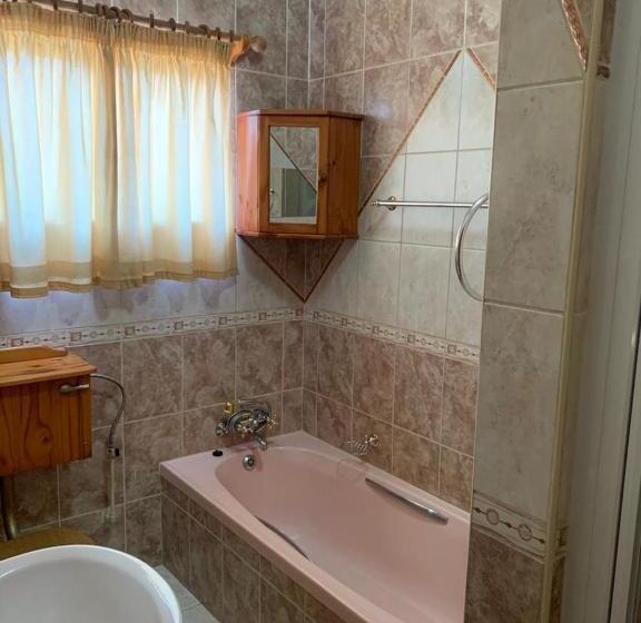 住宿加早餐  Nkwasi Lodge