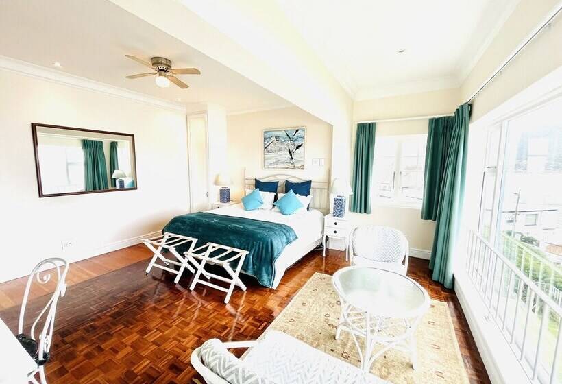 مبيت وإفطار Sunny Cove Manor