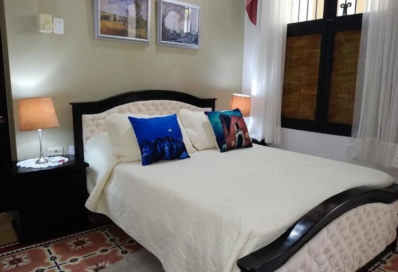 בית מלון כפרי Boutique Ana Lorenza